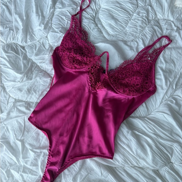 Pretty Little Thing Pink Bodysuit - Picture 1 of 5
